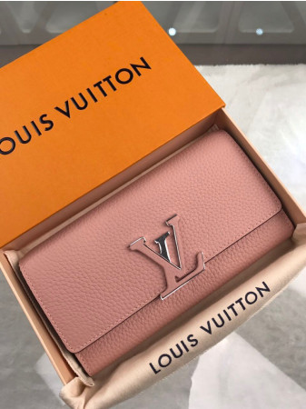 LV CAPUCINES Wallet M61250