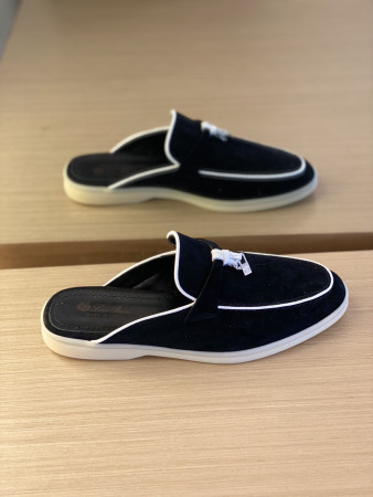 UA L**o p*ana Babouche Charms Walk Loafers