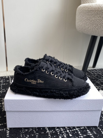 UA Walk'n'D*0r Sneaker