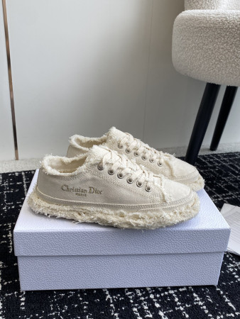 UA Walk'n'D*0r Sneaker