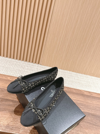 UA Ch*el BALLET FLATS