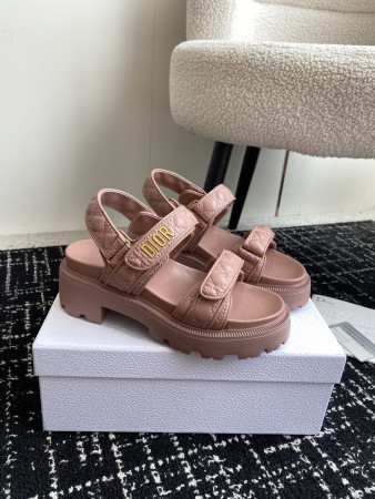 UA D*0ract Platform Sandal
