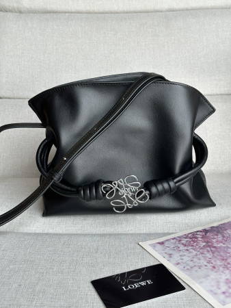 L0ew* Mini Flamenco clutch in nappa calfskin 23.9x9x18cm