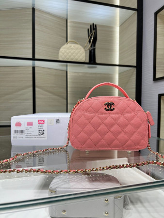 Ch*el 25C Chain shell bag 18X16X6cm