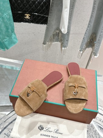 UA L**o p*ana Summer Charms Sandal