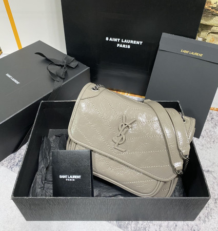 Y*L NIKI BABY IN VINTAGE LEATHER LIGHT GRAY 8.2 X 6 X 2.9 INCHES