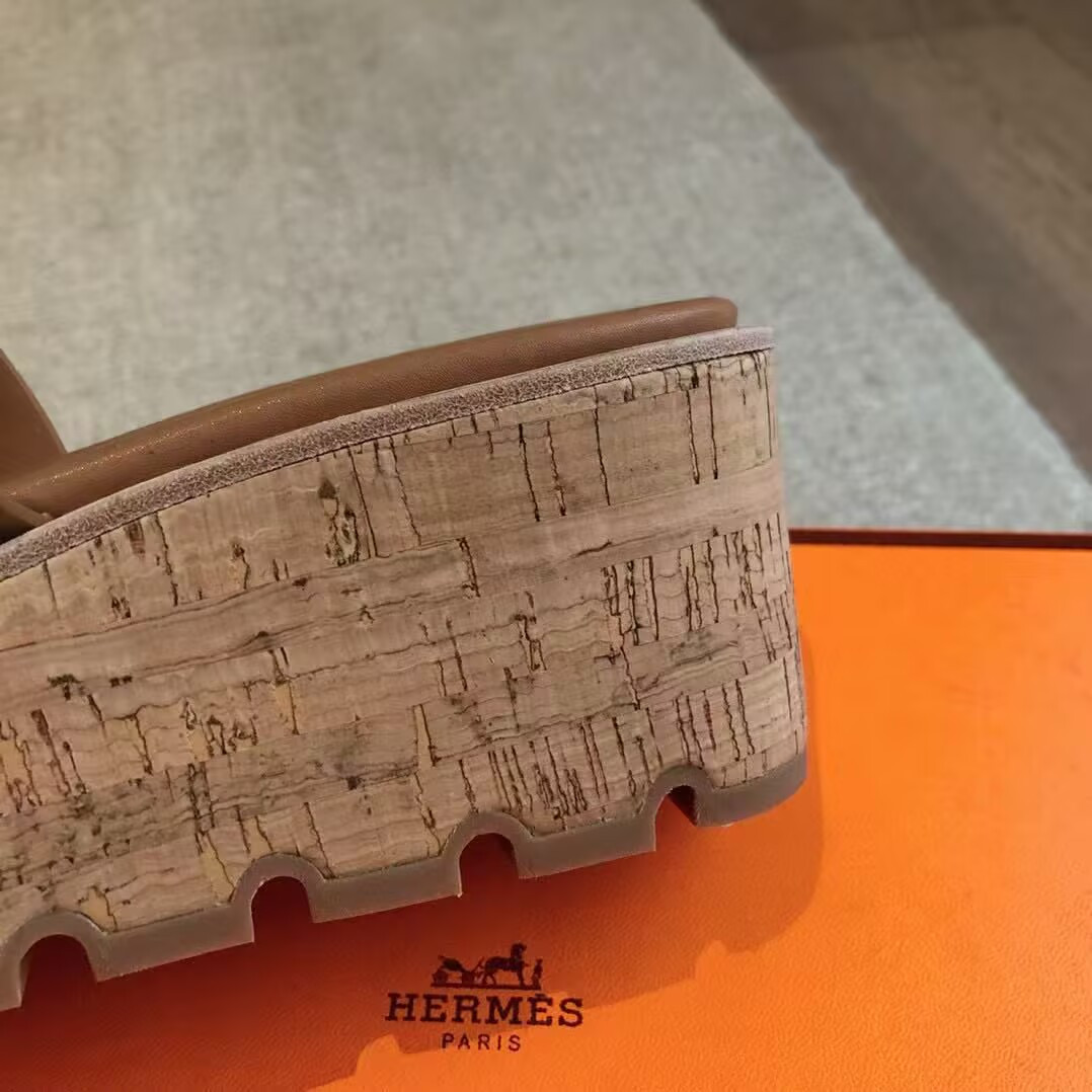 UA H**mes Eze 30 Sandal