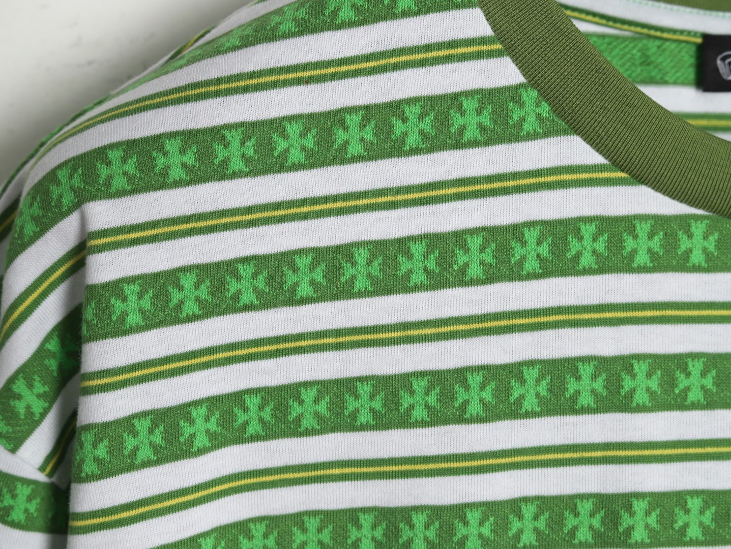 Ch**me He**ts 25SS Short-sleeved T-shirt