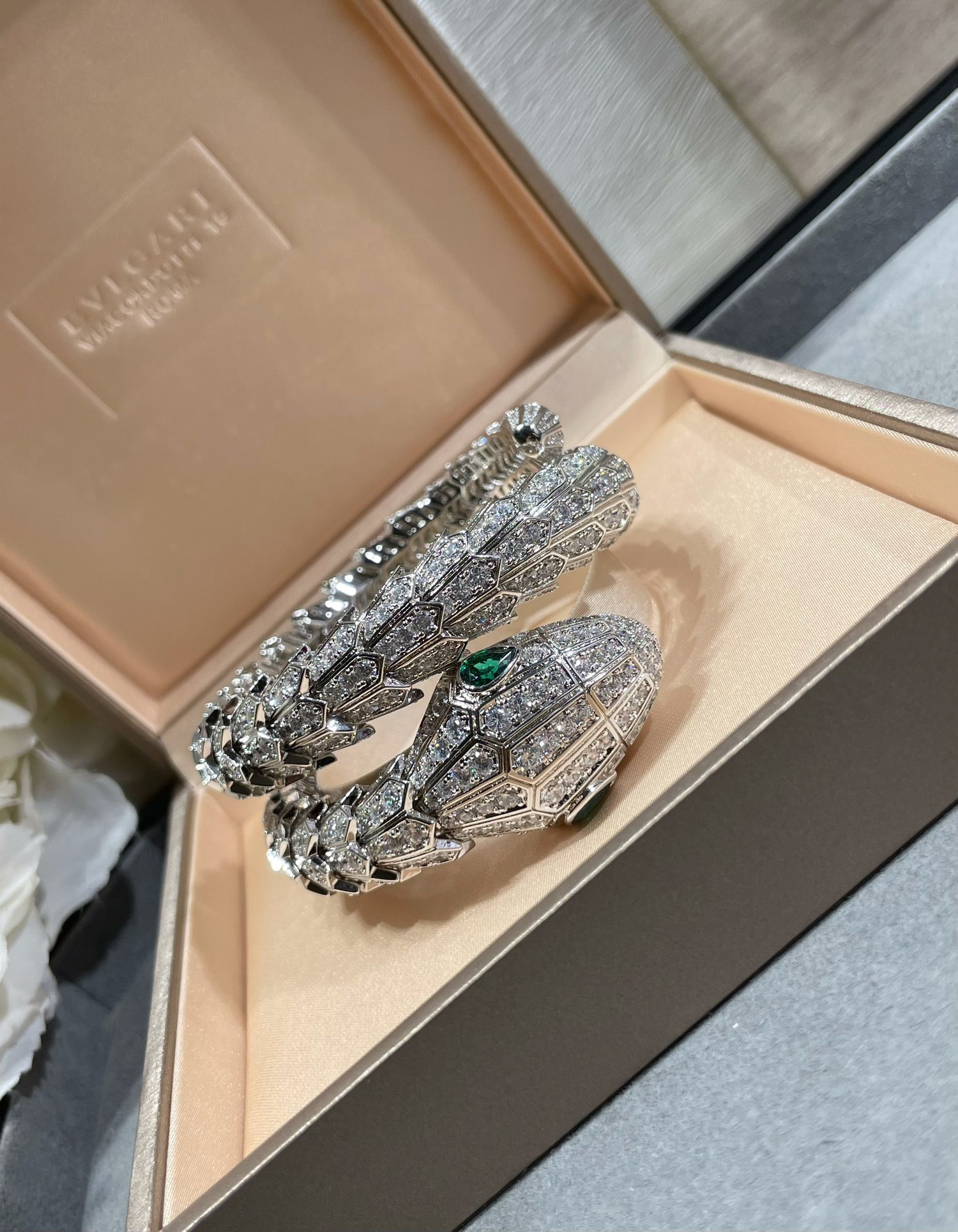 b*l*ai large three-circle full-Di*m*nd snake bracelet