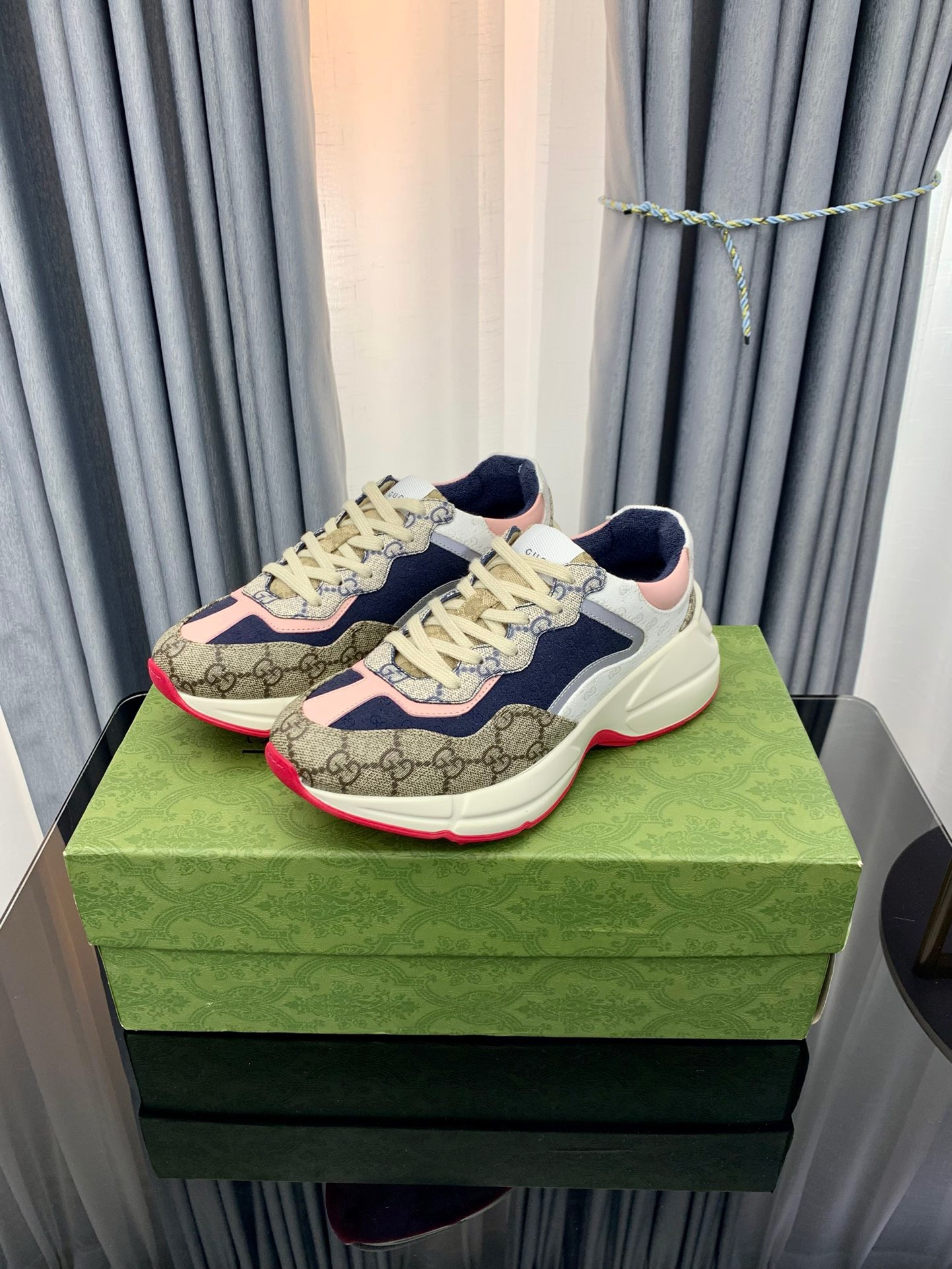 UA G*u*i GG Rhyton Sneaker