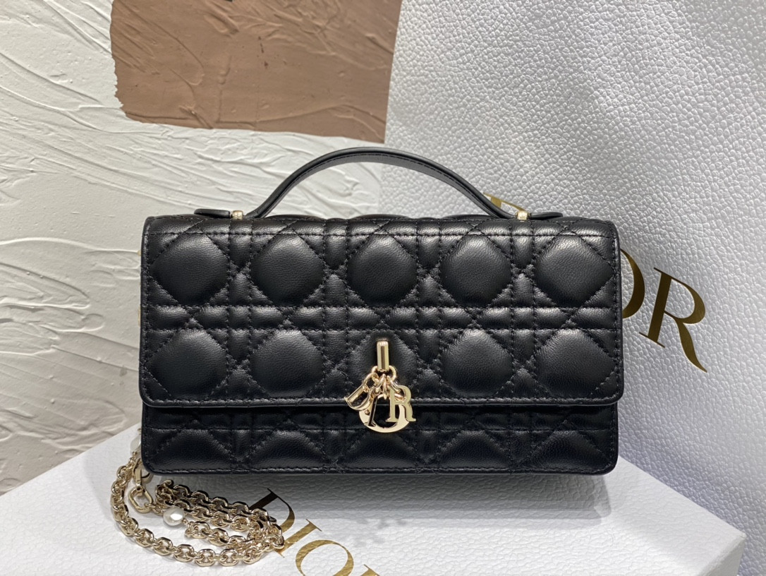 MISS D*0r MINI BAG Black Cannage Lambskin S0980ONMJ_M900 21 x 11.5 x 4.5 cm