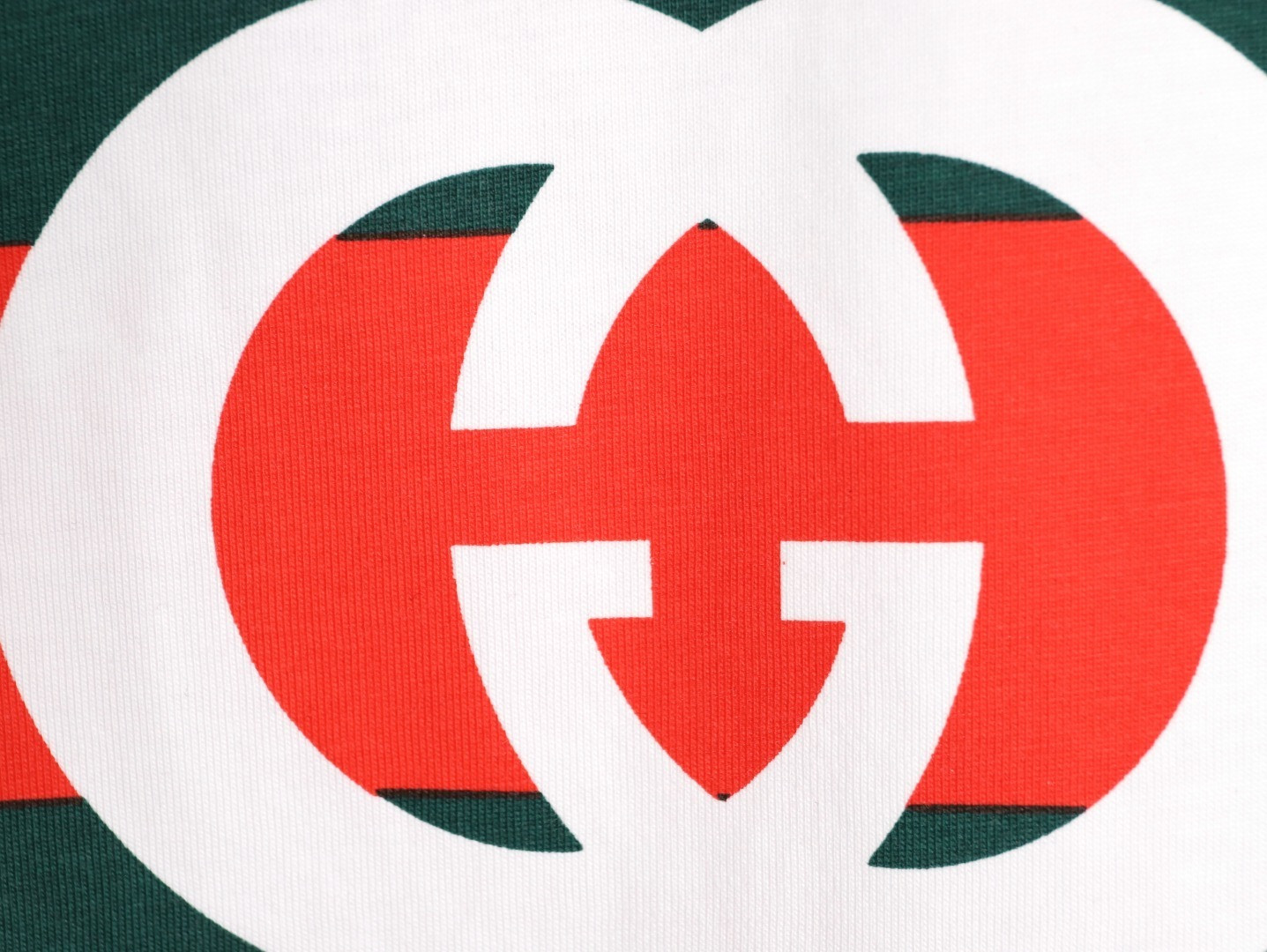 G*u*i Long-sleeved T-shirt