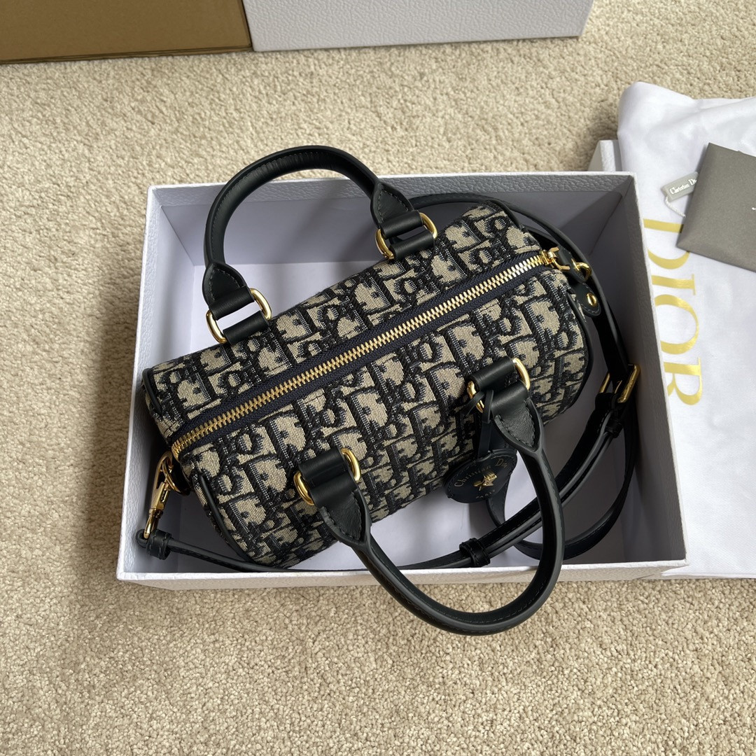 D*0r Groove 20 Bag Blue D*0r Oblique Jacquard 20.5 x 13.5 x 12 cm / 8 x 5.5 x 4.5 inches