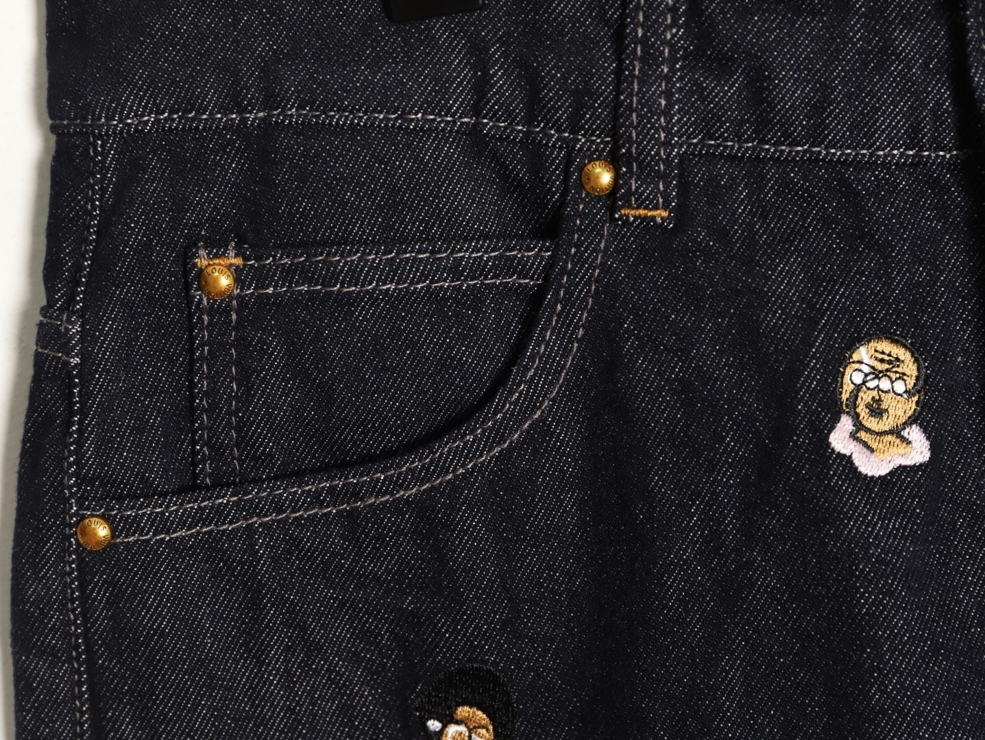 L0*is V*t0n LV Jeans Suit