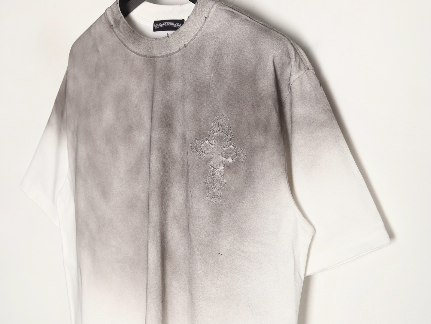 Ch**me He**ts 25ss Short-sleeved T-shirt