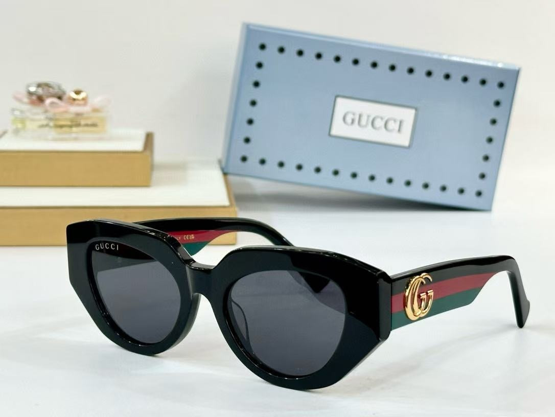 G*u*i Glasses GG1843S