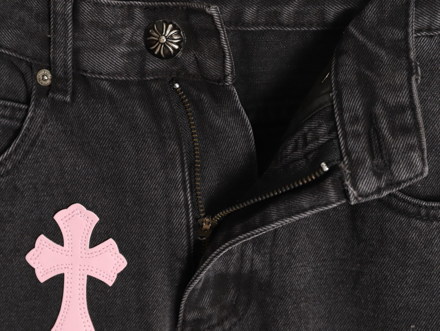 Ch**me He**ts CH 25ss Jeans