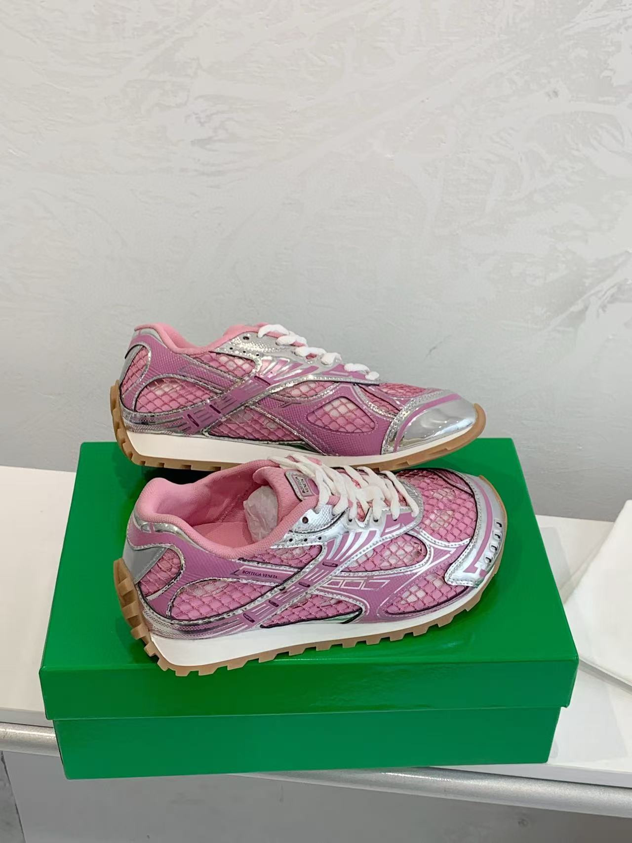 UA Bo*te*ga Ve*ne*ta Orbit Sneaker