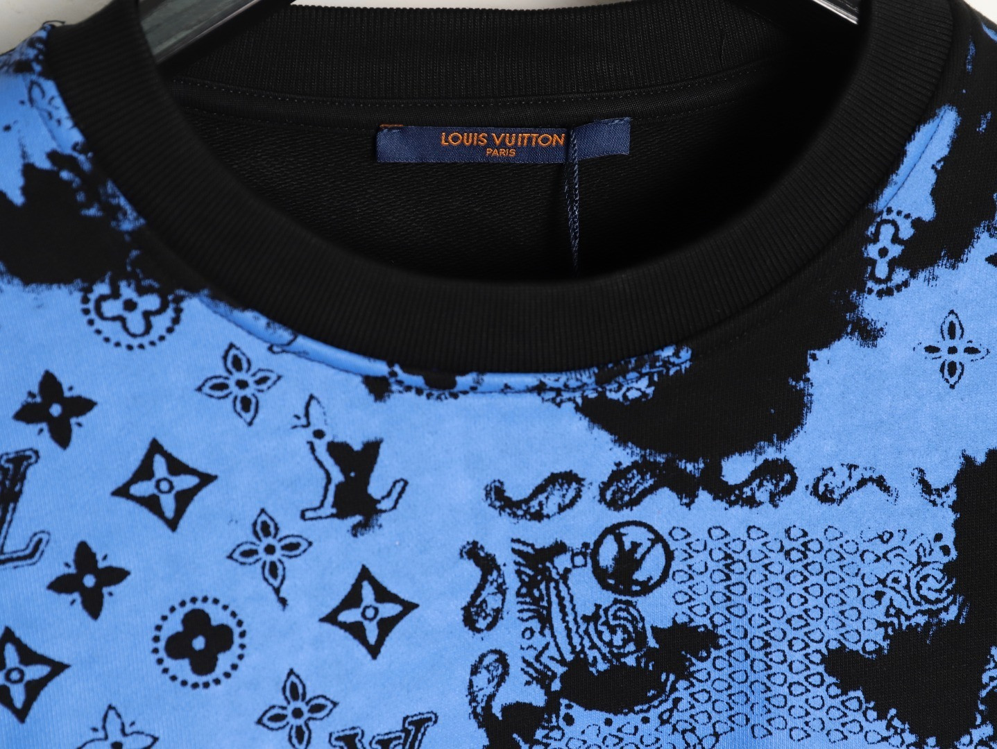 L0*is V*t0n LV 25Fw Hoodies