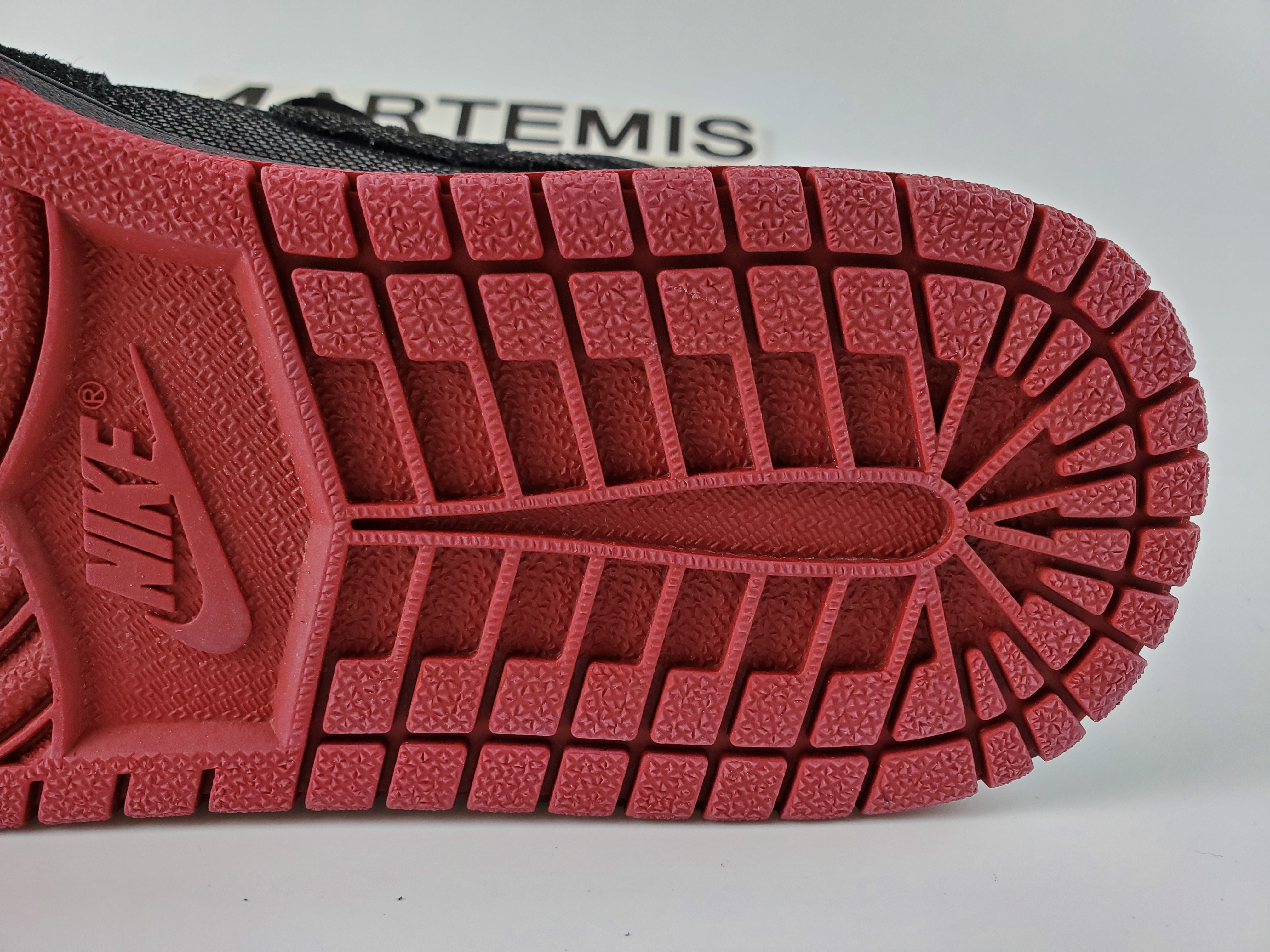 Jordan 1 Retro High SP Gina (Regular Box)