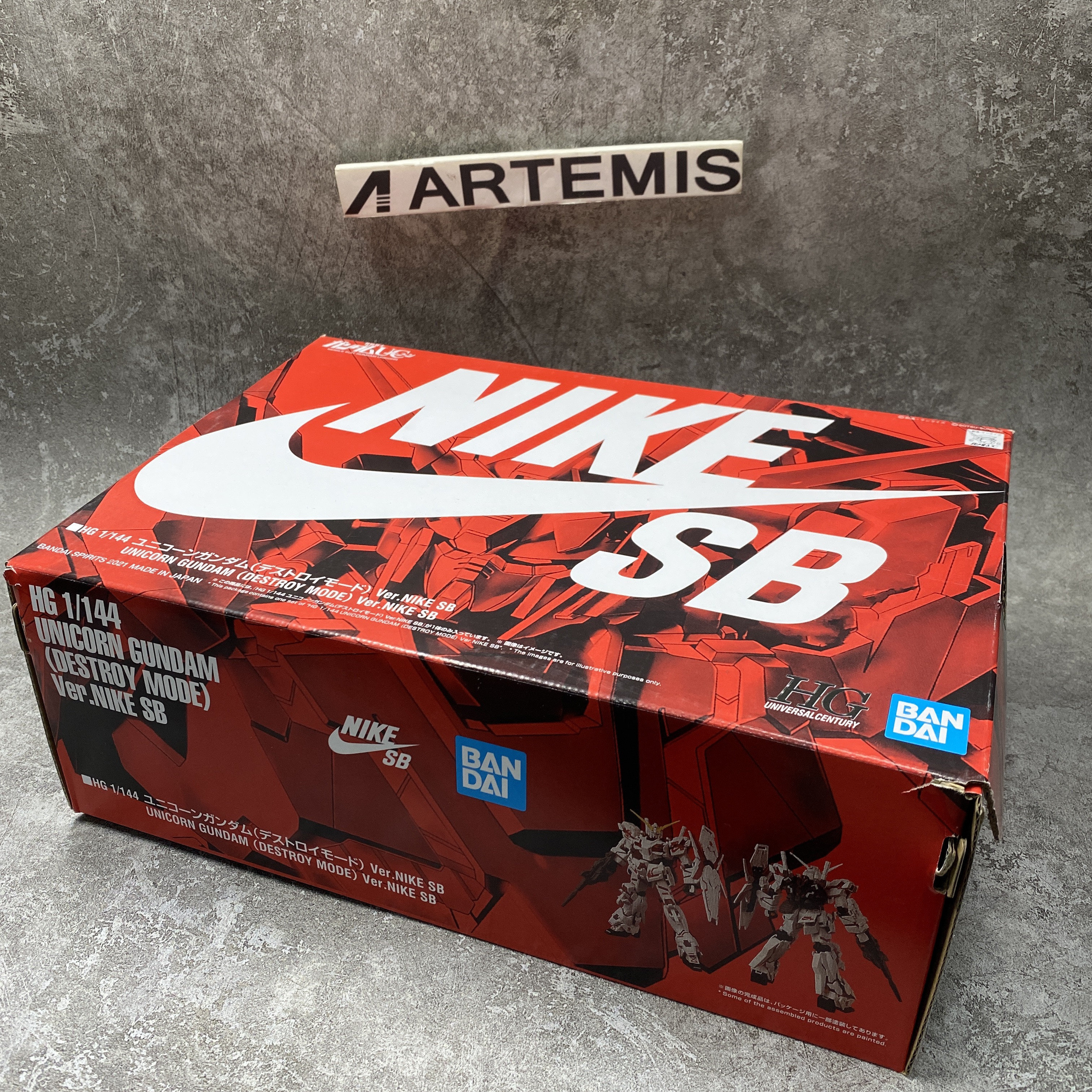 Nike SB Dunk High RX-0 Unicorn Gundam 02 Banshee