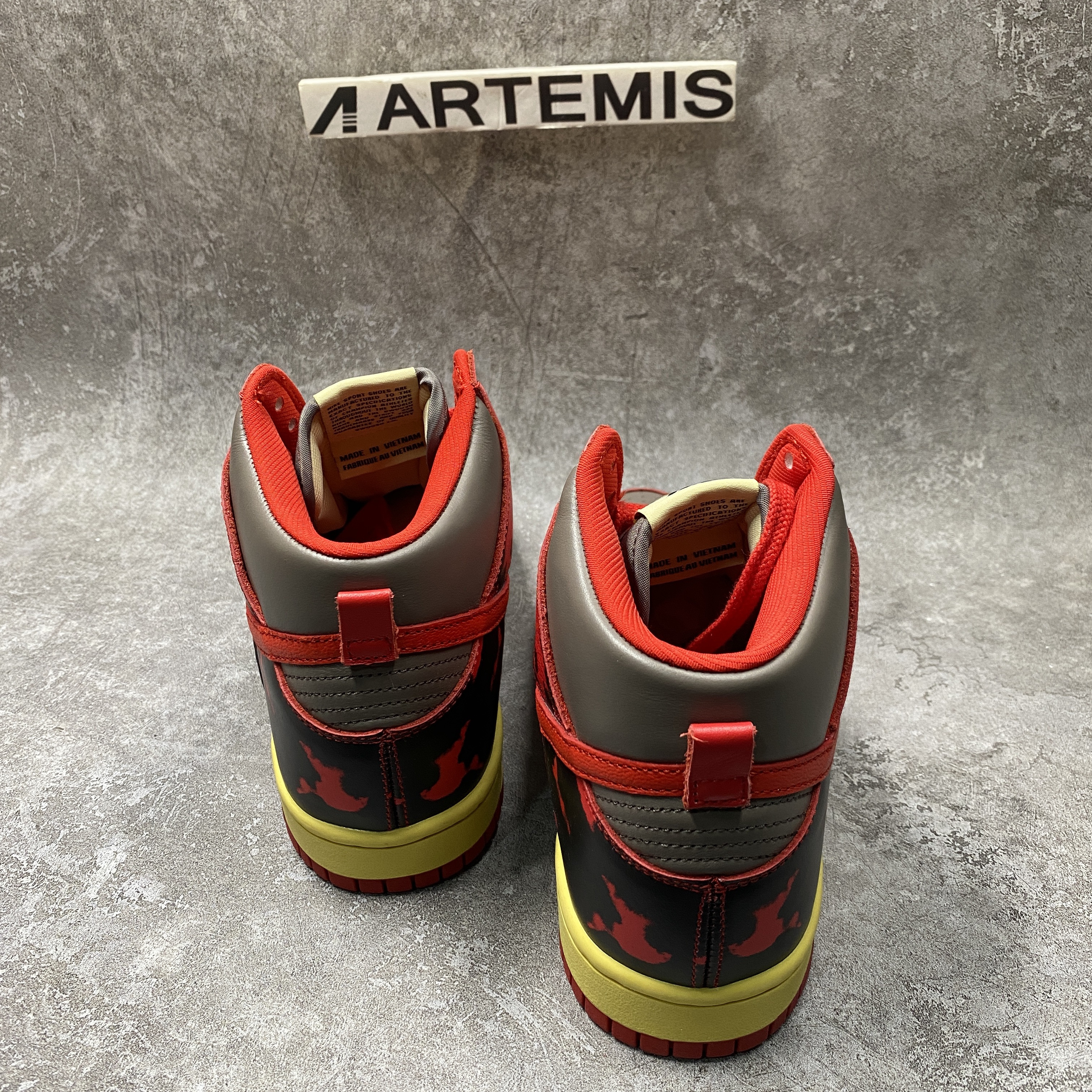 Nike Dunk High 1985 Red Acid Wash