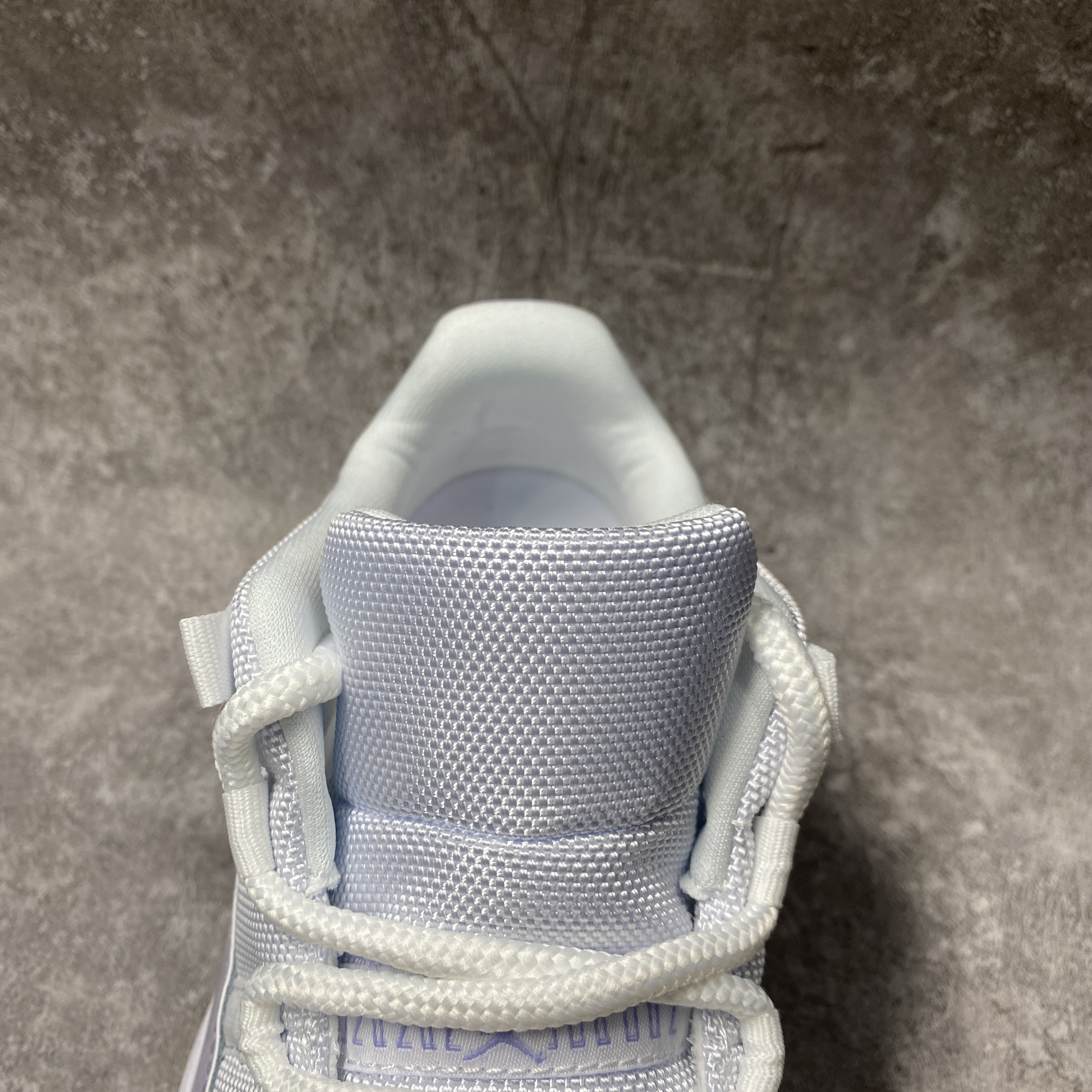 Air Jordan 11 Low Pure Violet