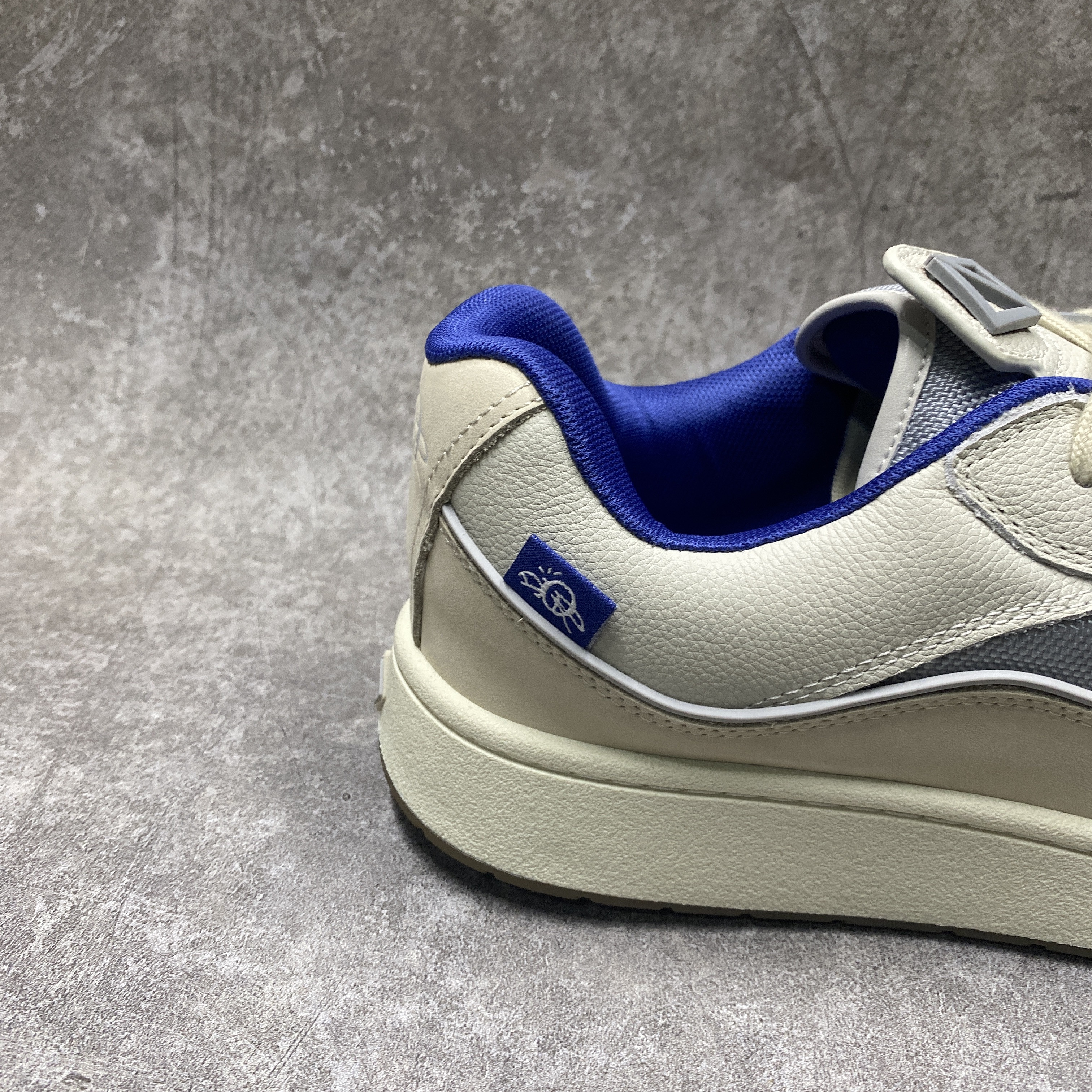 D*0r B713 CACTUS JACK Cream