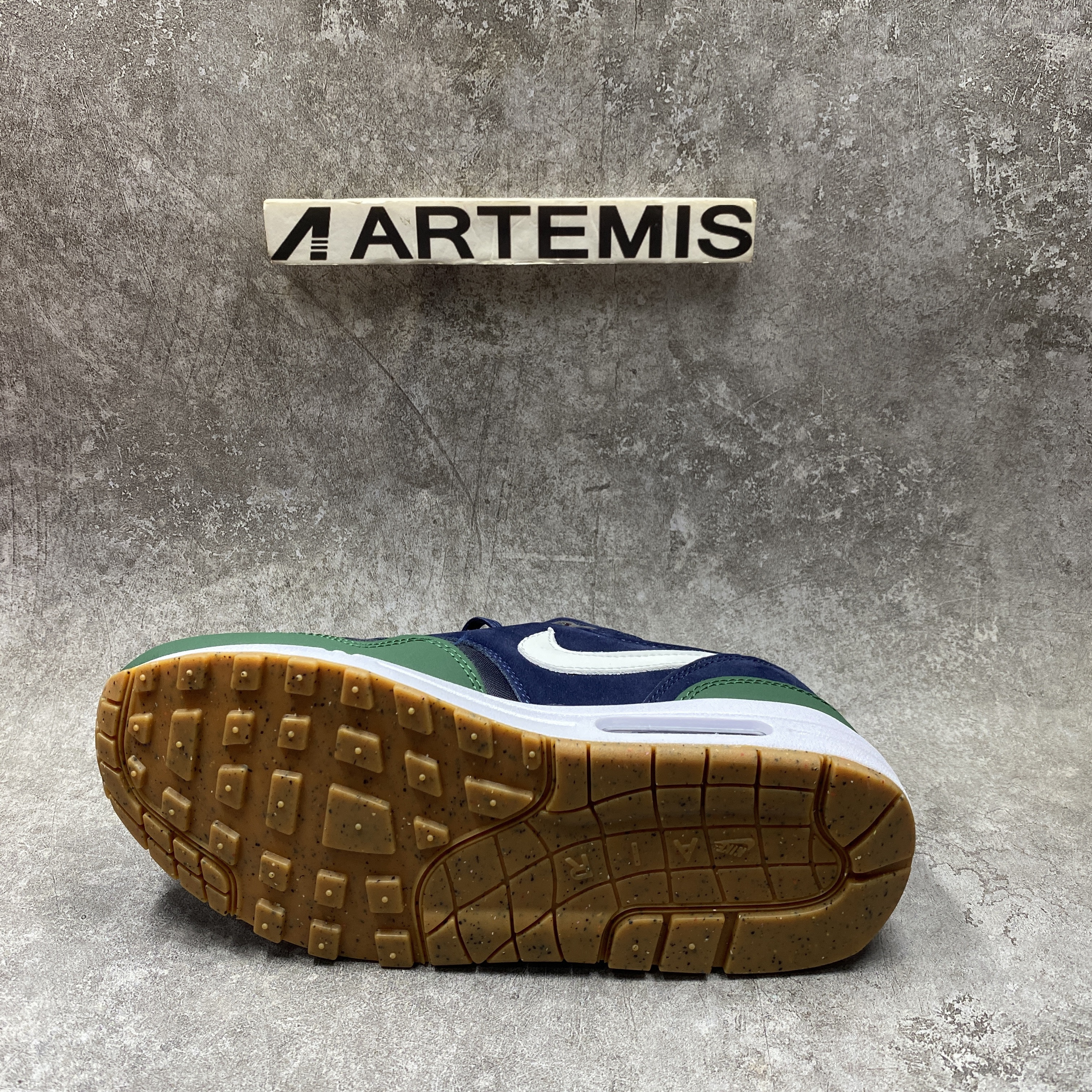 Nike Air Max 1 Obsidian Sneakers