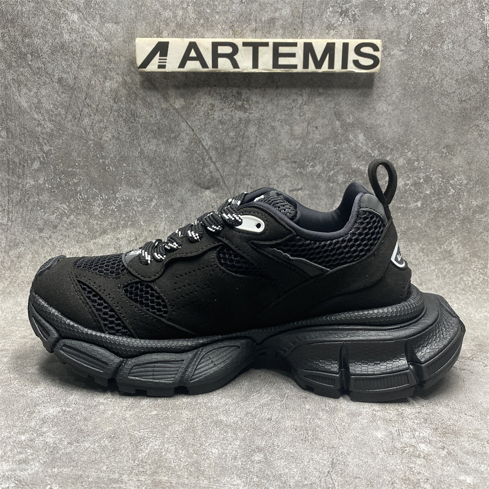 Balenciga  3XL SUEDE BLACK