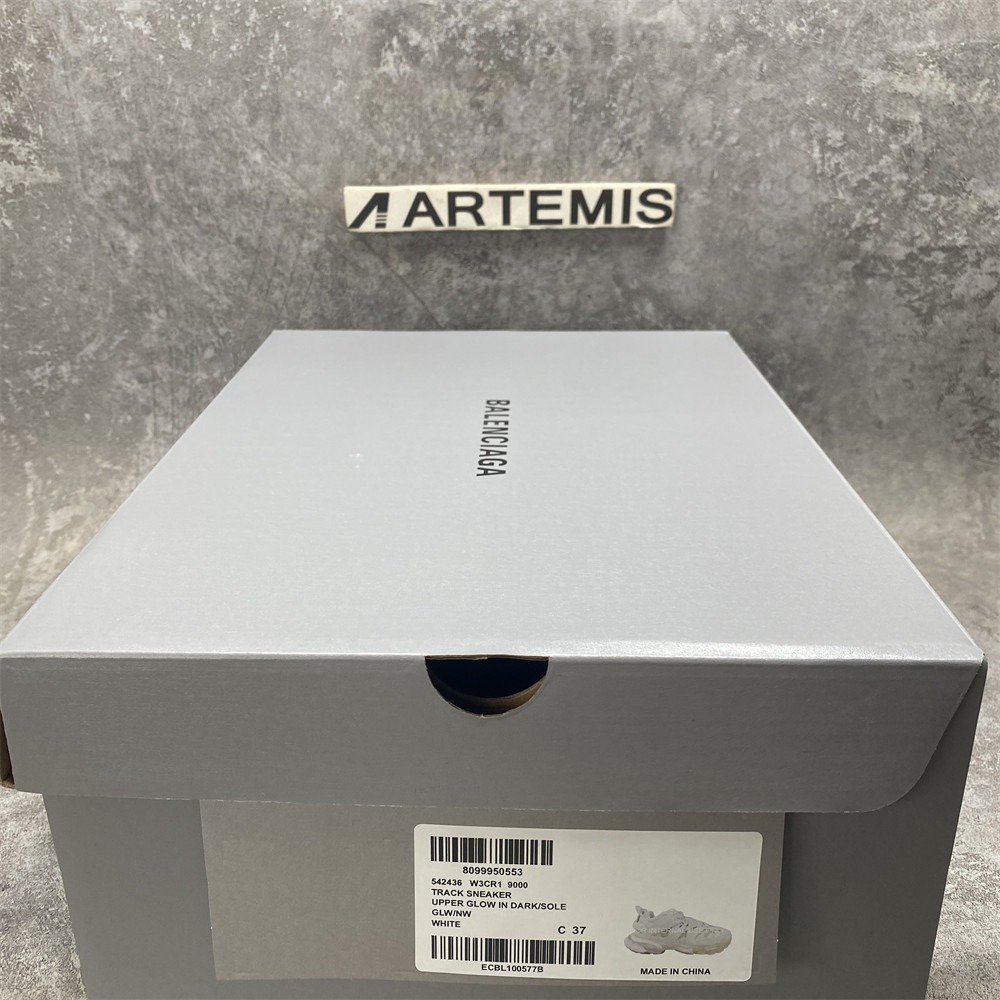 UA Ba*len*cia*ga Track White Glow