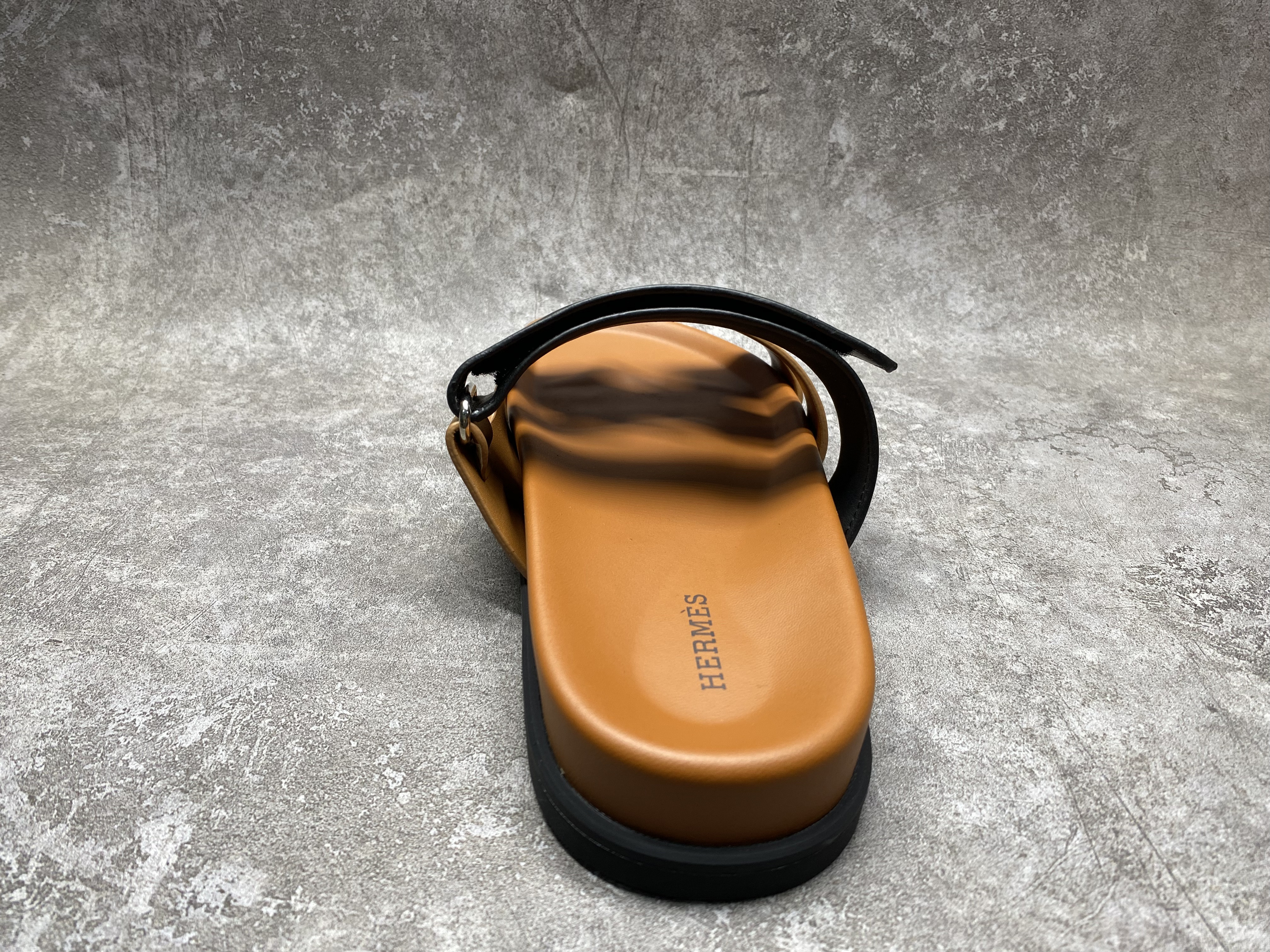 UA Hermès Chypre Sandal