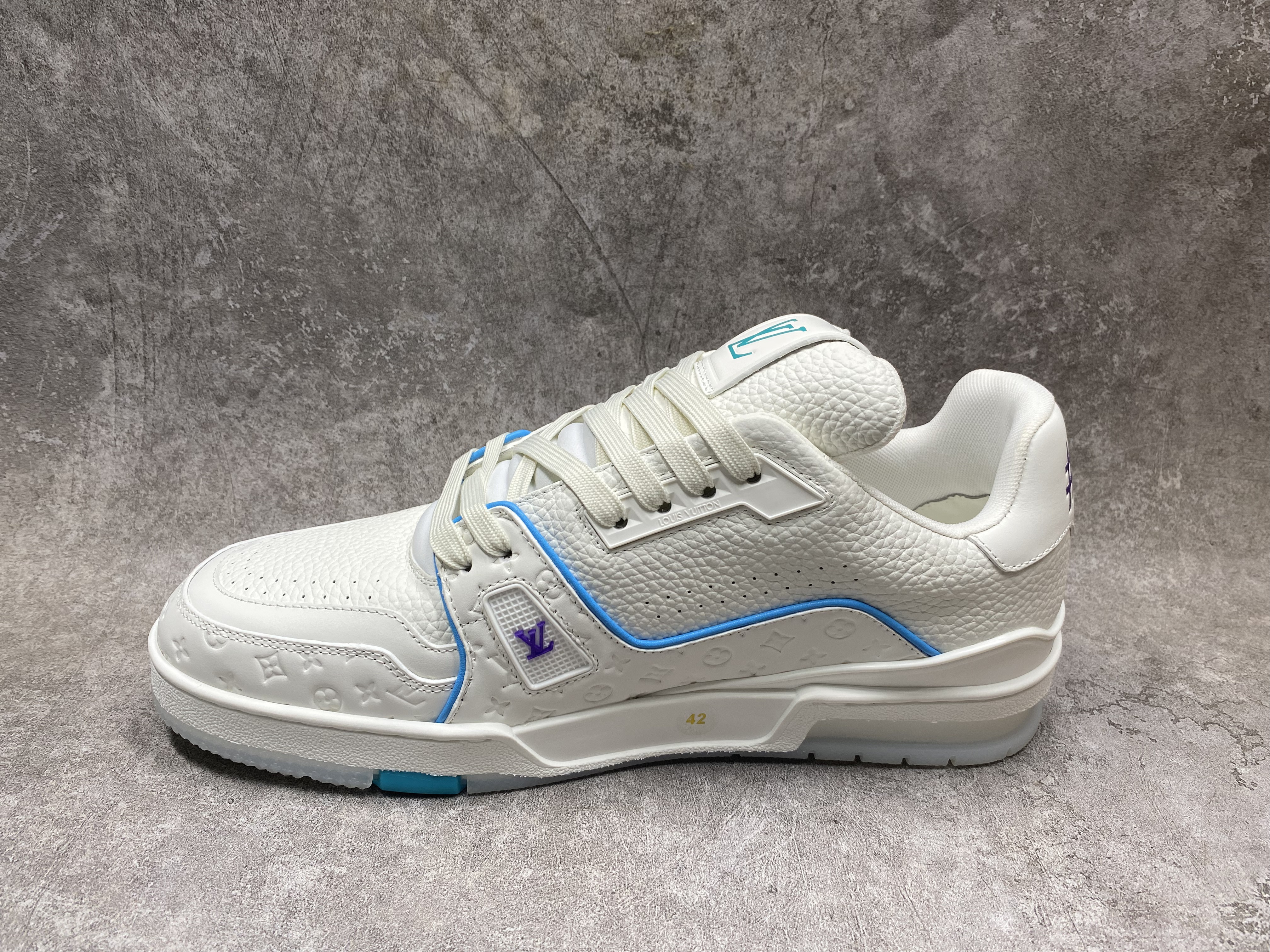 UA LV trainer Sneakers