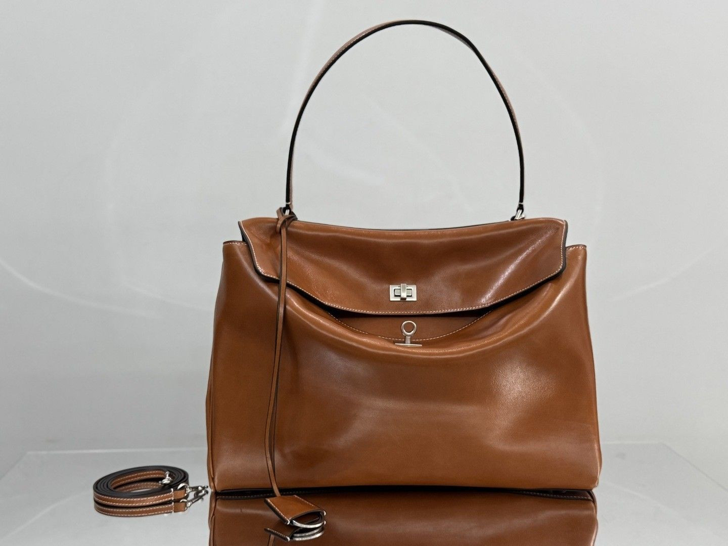 Ba*len*cia*ga Rodeo Large 39.8x29.9x12.9cm