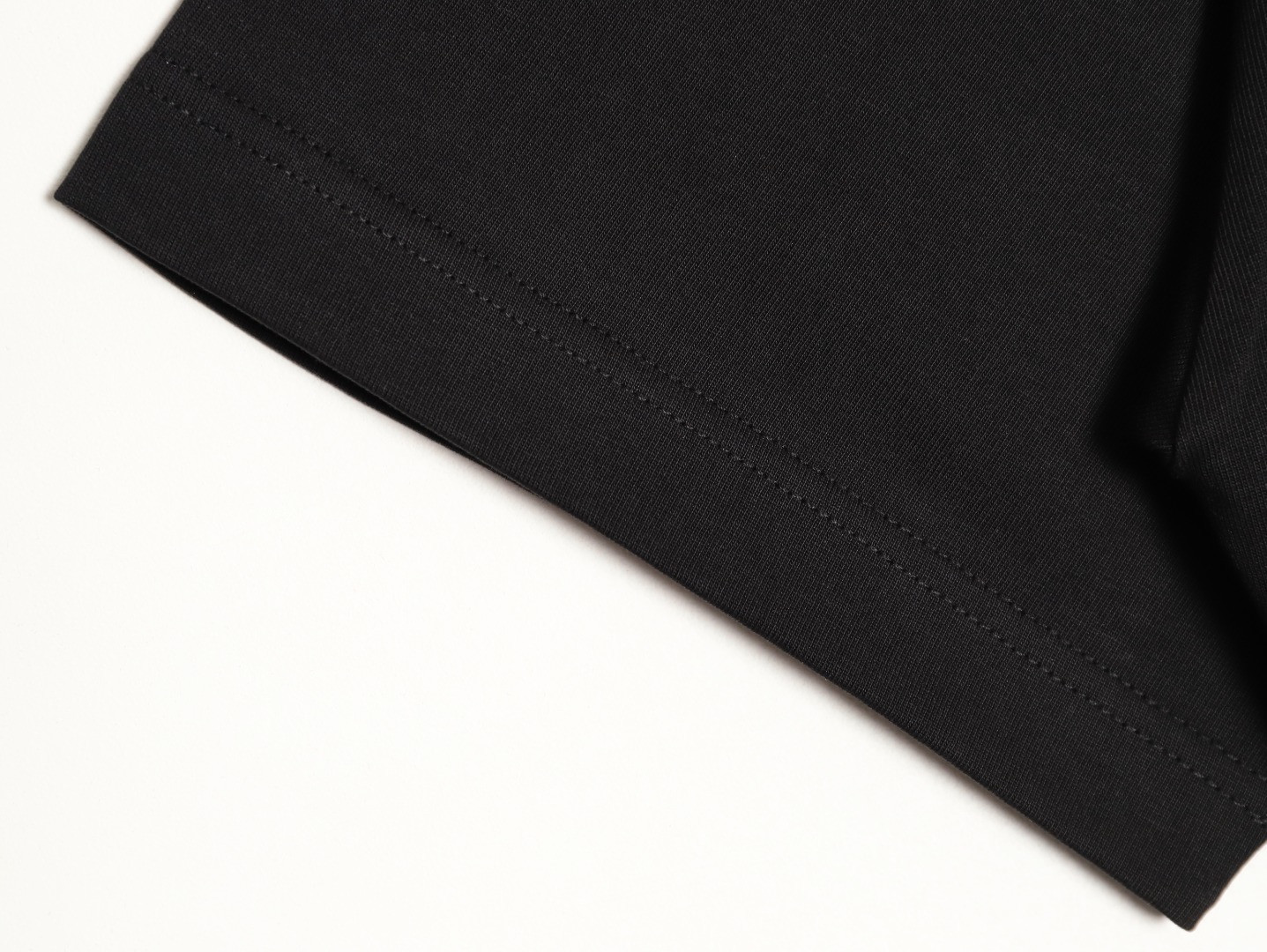 Ba*len*cia*ga Short-sleeved T-shirt