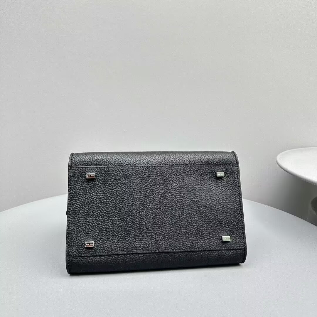 T*e R0w MARGAUX 10 26x17.5x21cm