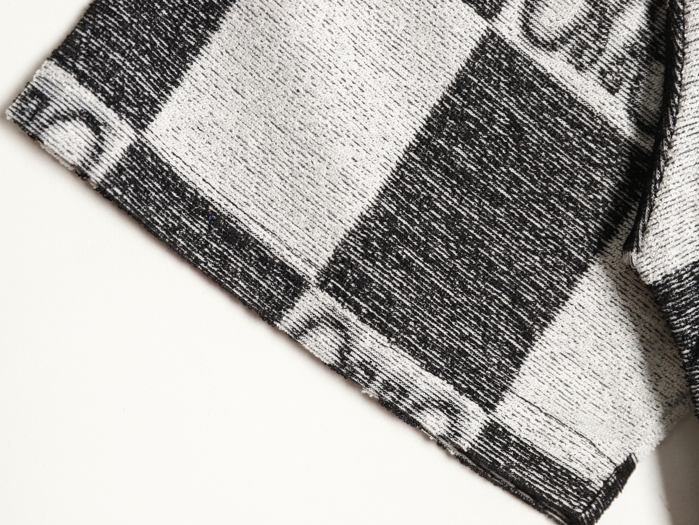 L0ew* 25ss Short-sleeved T-shirt