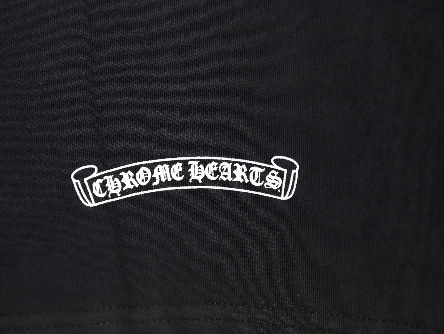 Ch**me He**ts 25SS Short-sleeved T-shirt