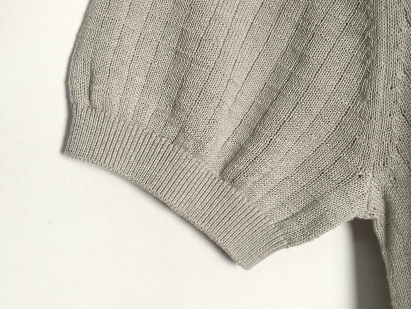 L**o p*ana LP 25SS Short-sleeved T-shirt