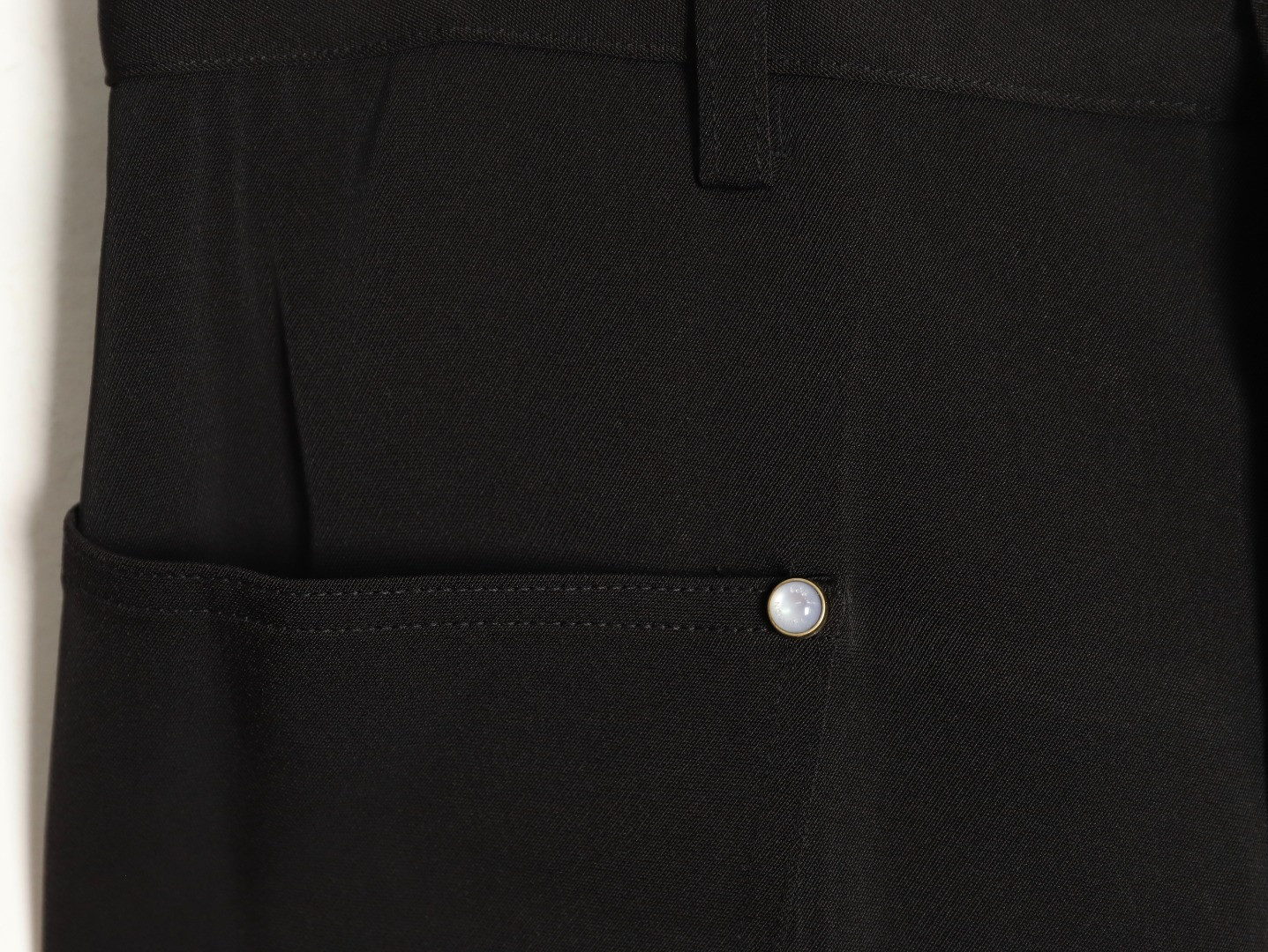 L0*is V*t0n LV Pants