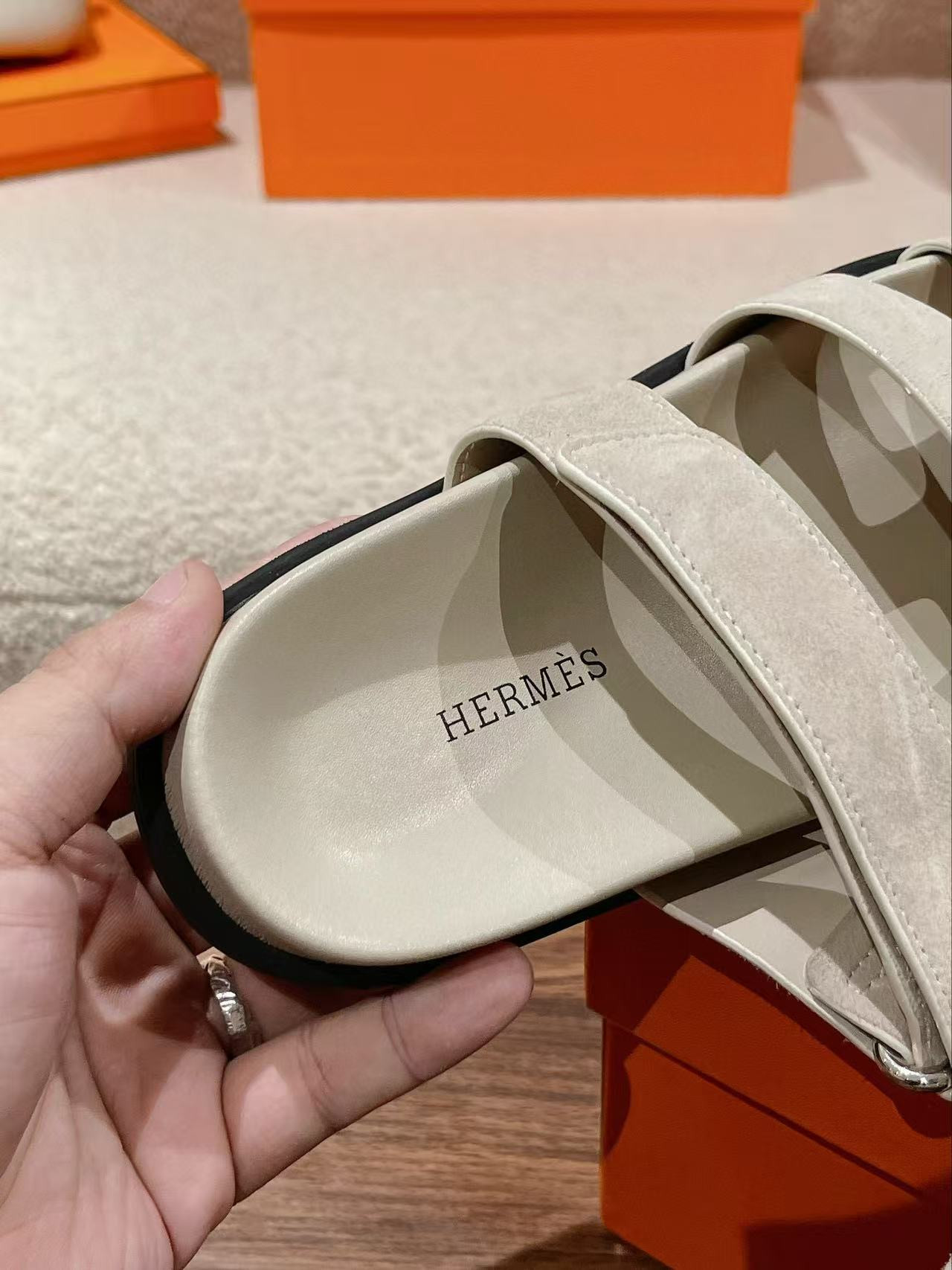 UA Hermès Chypre Sandal
