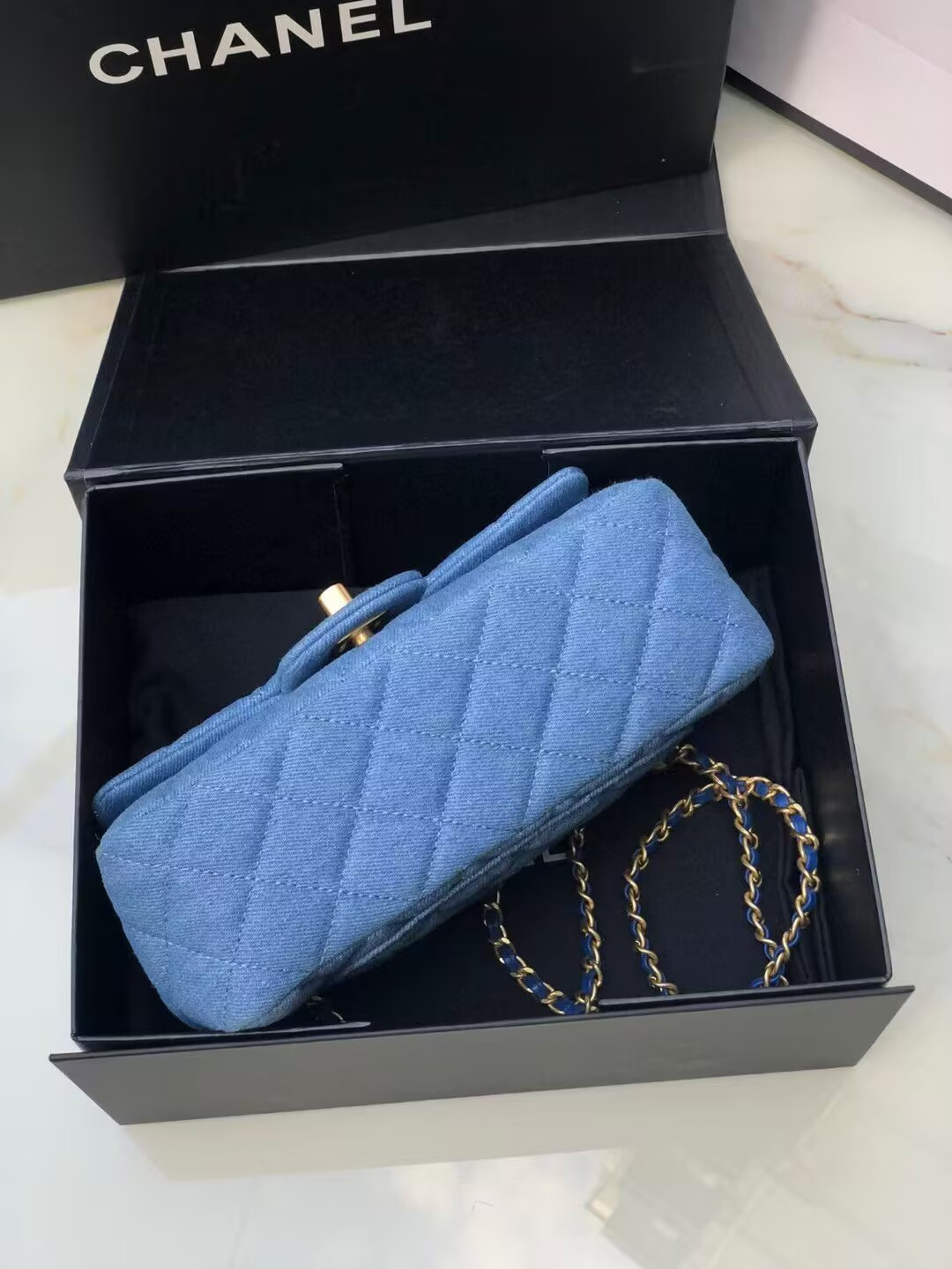 Ch*el Denim Quilted Flap Bag 20x13x7cm