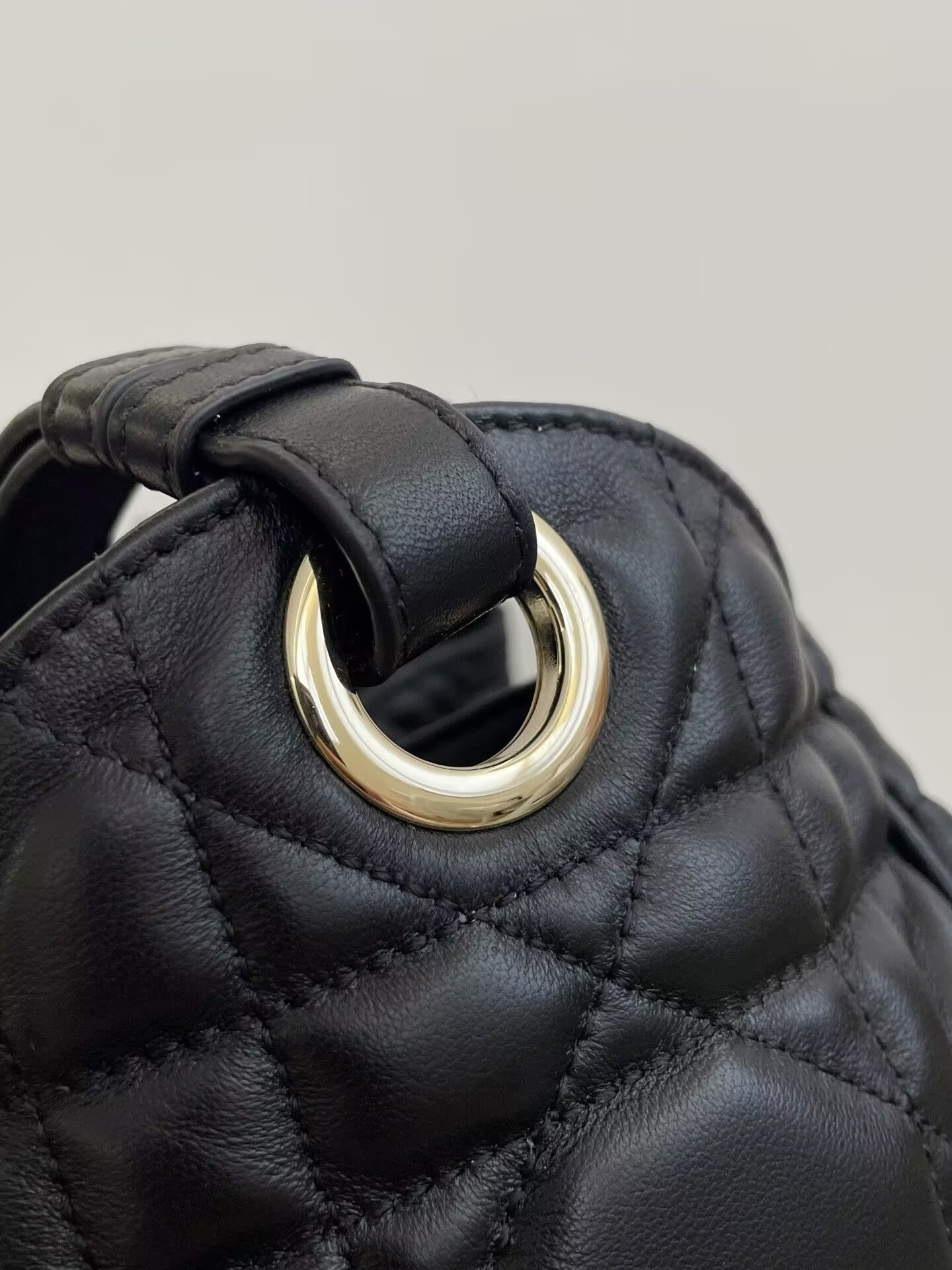 D*0r Medium D-Motion Bag Black Macrocannage Lambski 23x13x24cm