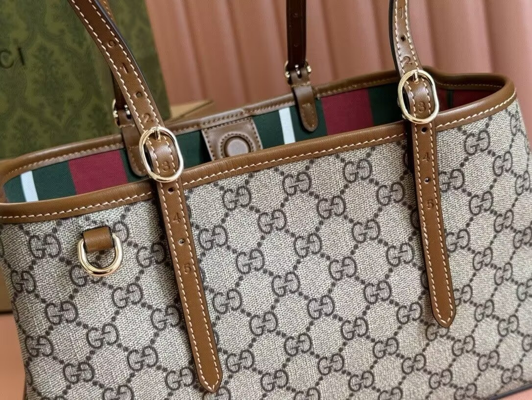 G*u*i GG Emblem Tote Bag 31x18.5x11.5cm