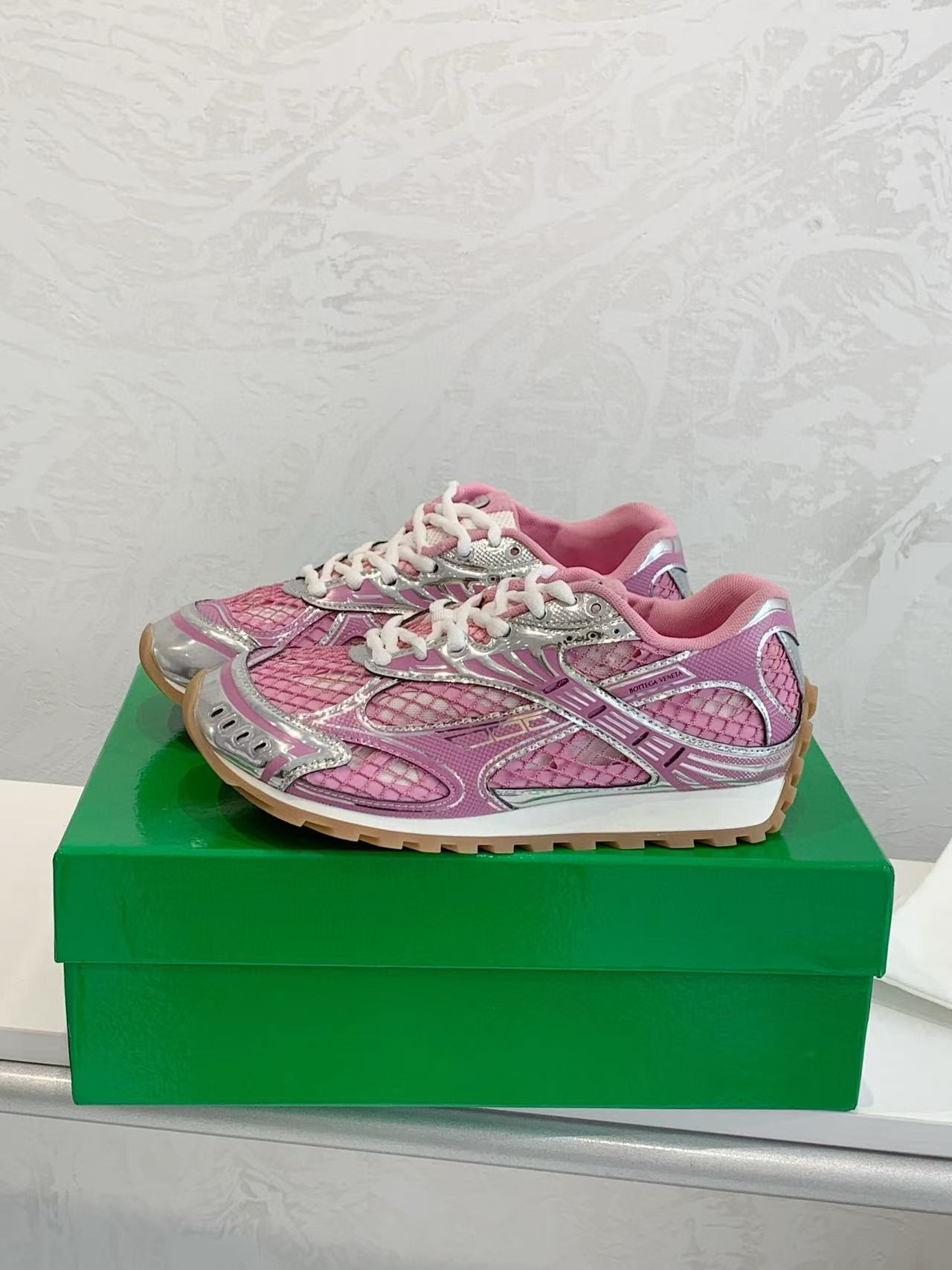 UA Bo*te*ga Ve*ne*ta Orbit Sneaker