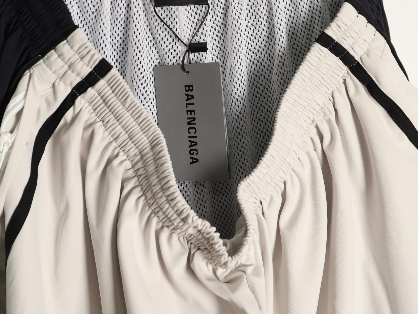 Ba*len*cia*ga Pants Suit