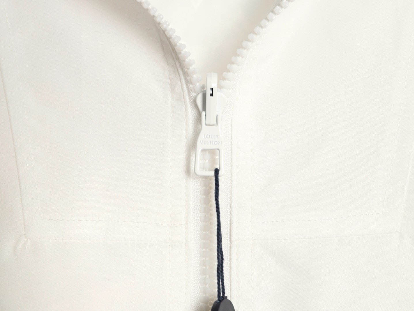 L0*is V*t0n LV Reversible Coats