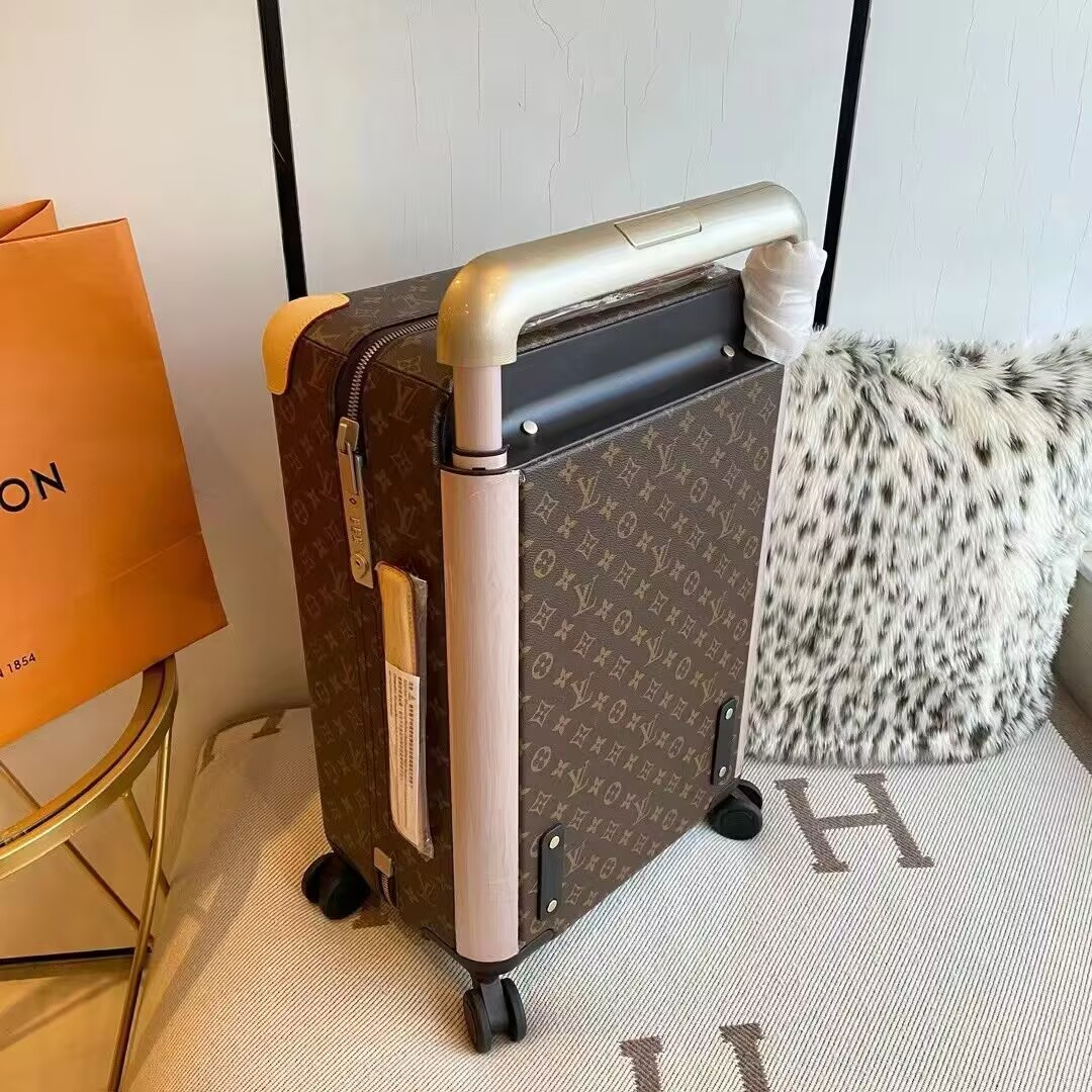 LV Horizon 50 M13768 36x50x19cm