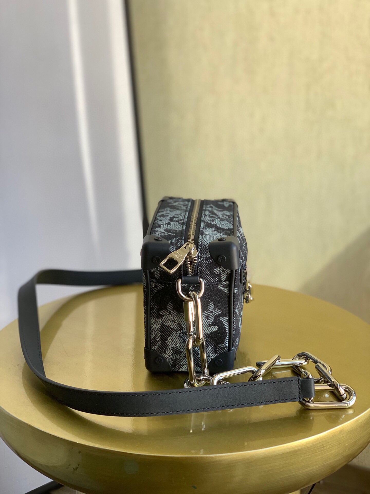 LV MINI SOFT TRUNK M80033