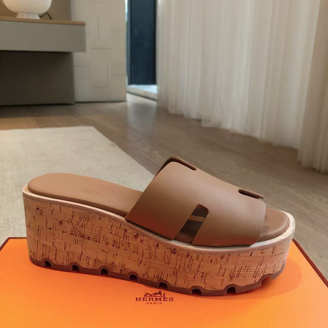 UA H**mes Eze 30 Sandal